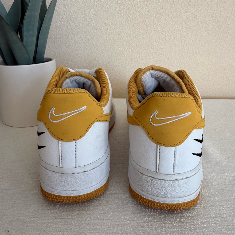 Nike Air White/Gold Leather Casual Sneakers - Picture 8 of 12